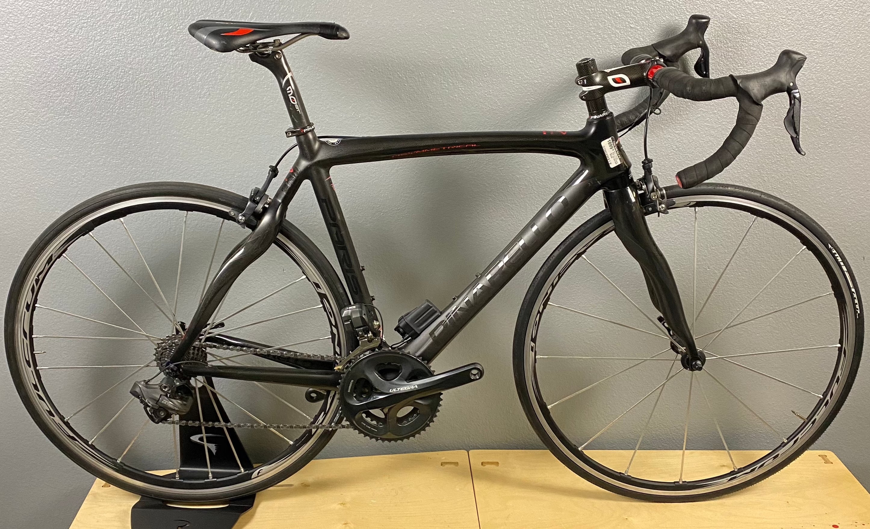Pinarello Paris DI2 51.5 Pre Owned