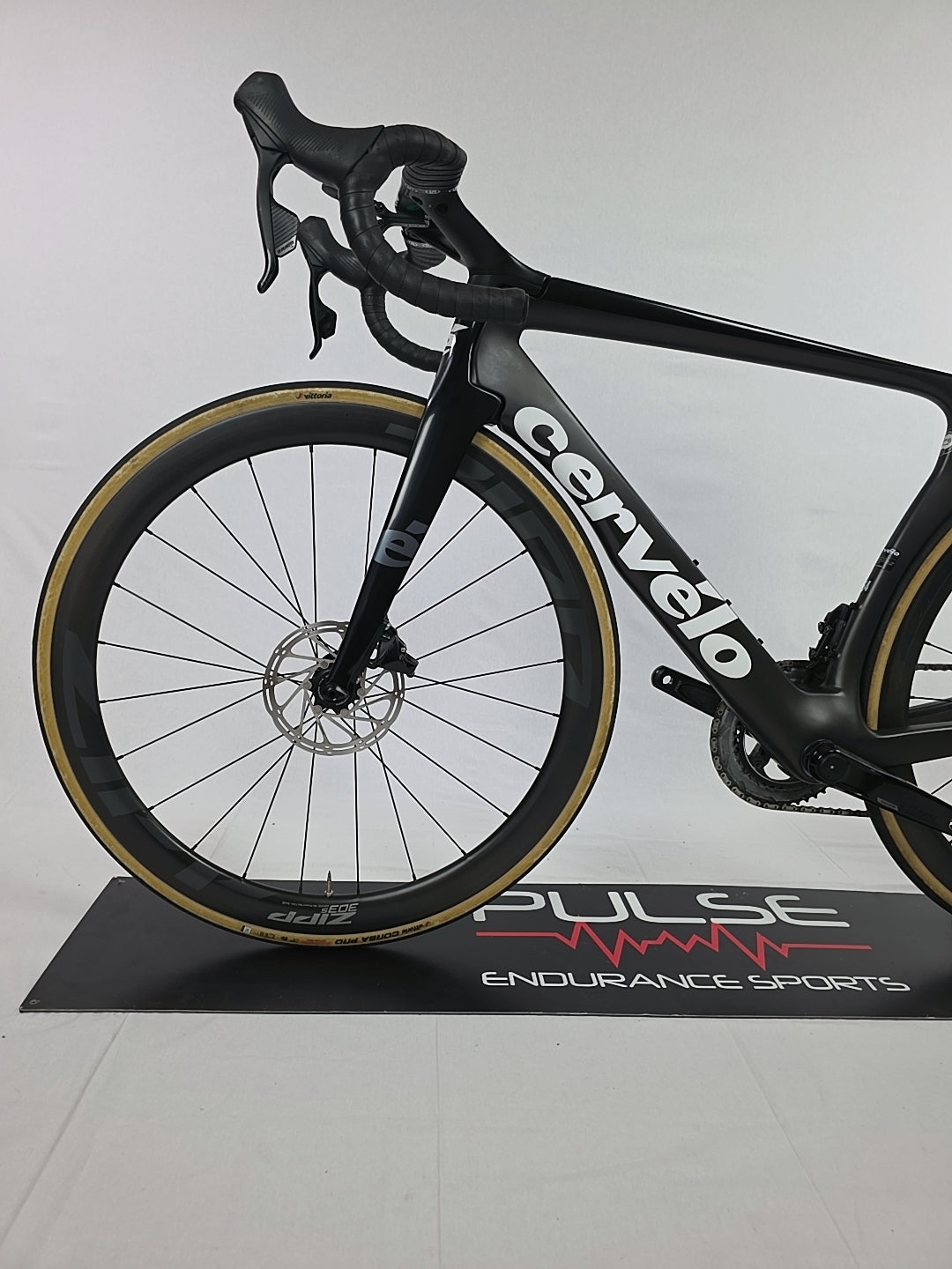 Cervelo S5 Rival ETAP 54 Vision 30 Wheels