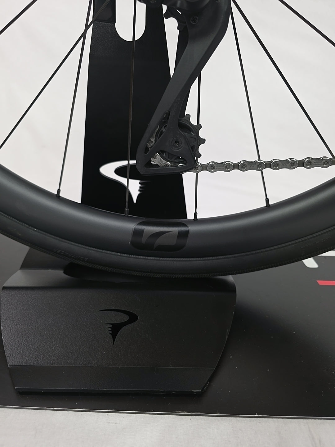 TREK Domane + Secteur Pavé MK Ultegra DI2 e-Bike Demo Size 50 (XS) 2023