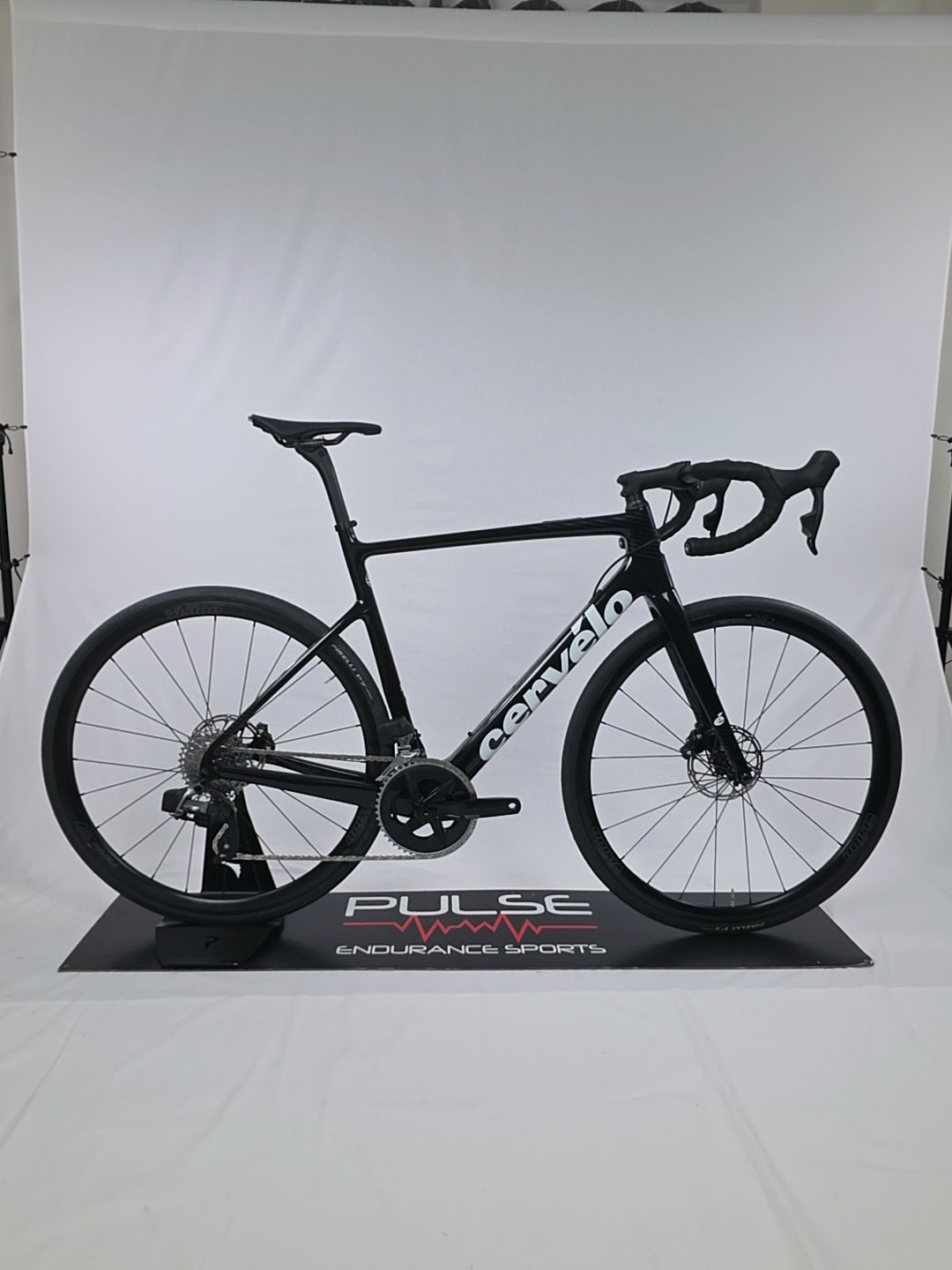 Caledonia Rival eTap AXS 56/L (2023) Pre Owned Bike