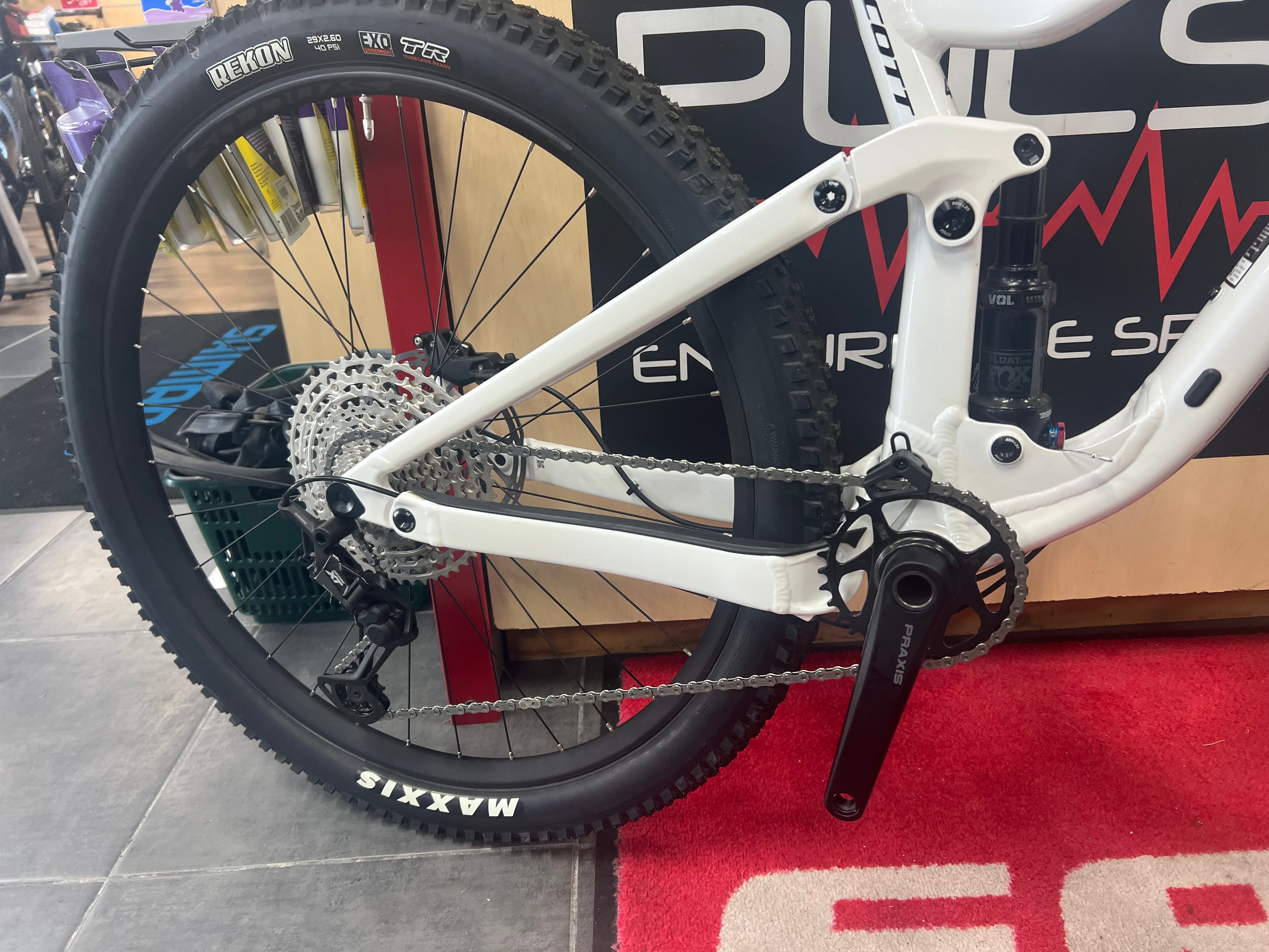 Scott Genius (Small available)