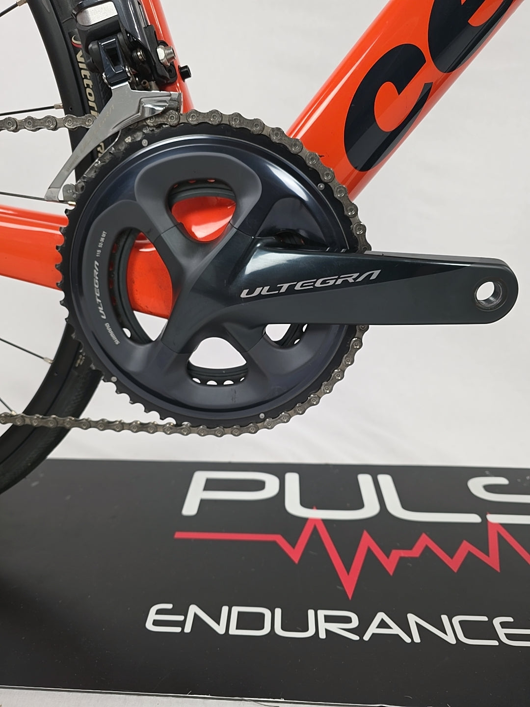 R3 Disc Ultegra Di2 Size 54 (2019) Pre Owned Bike