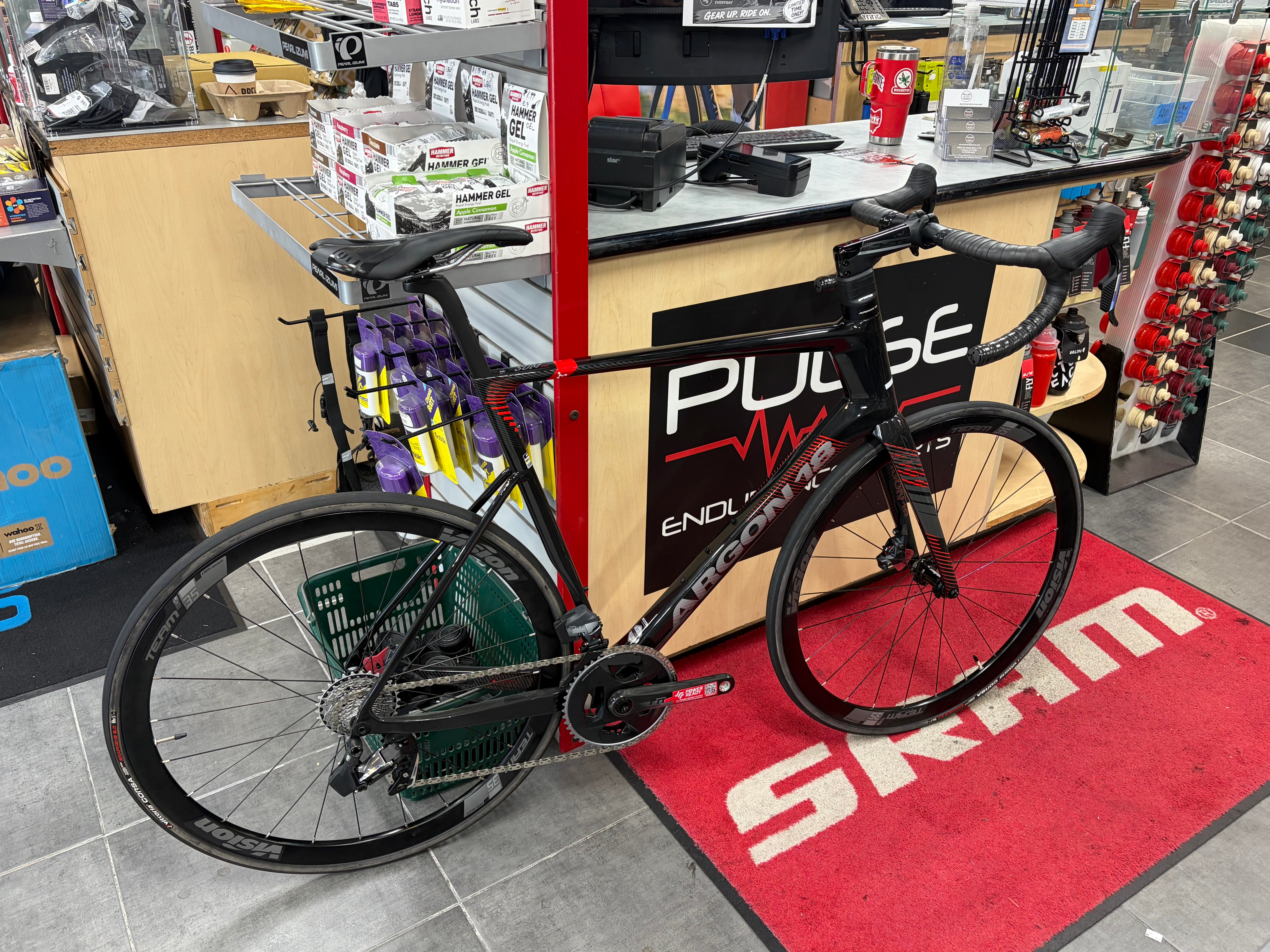 2024 Sum Pro SRAM Force AXS XL - Sale Bike