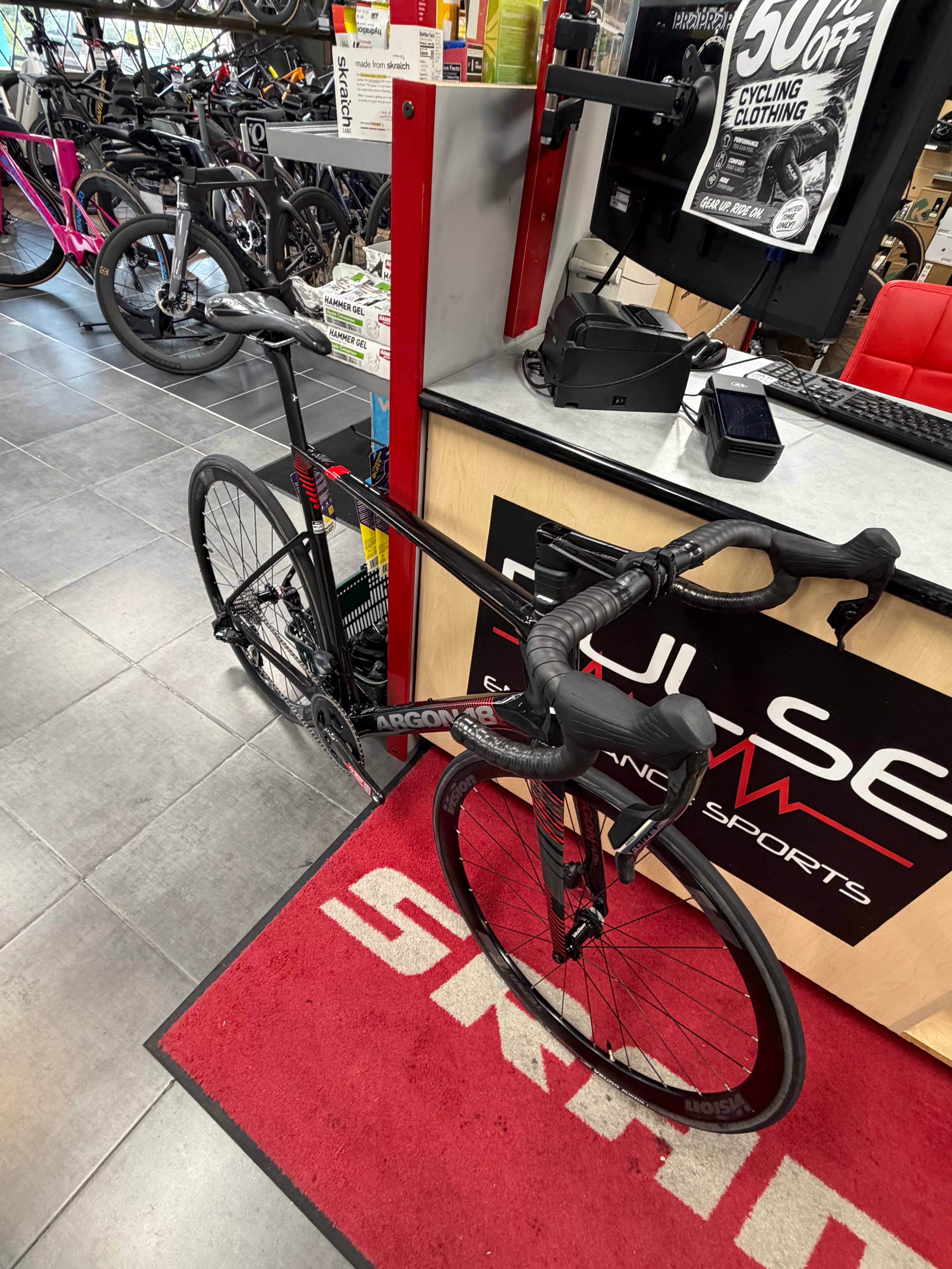 2024 Sum Pro SRAM Force AXS XL - Sale Bike