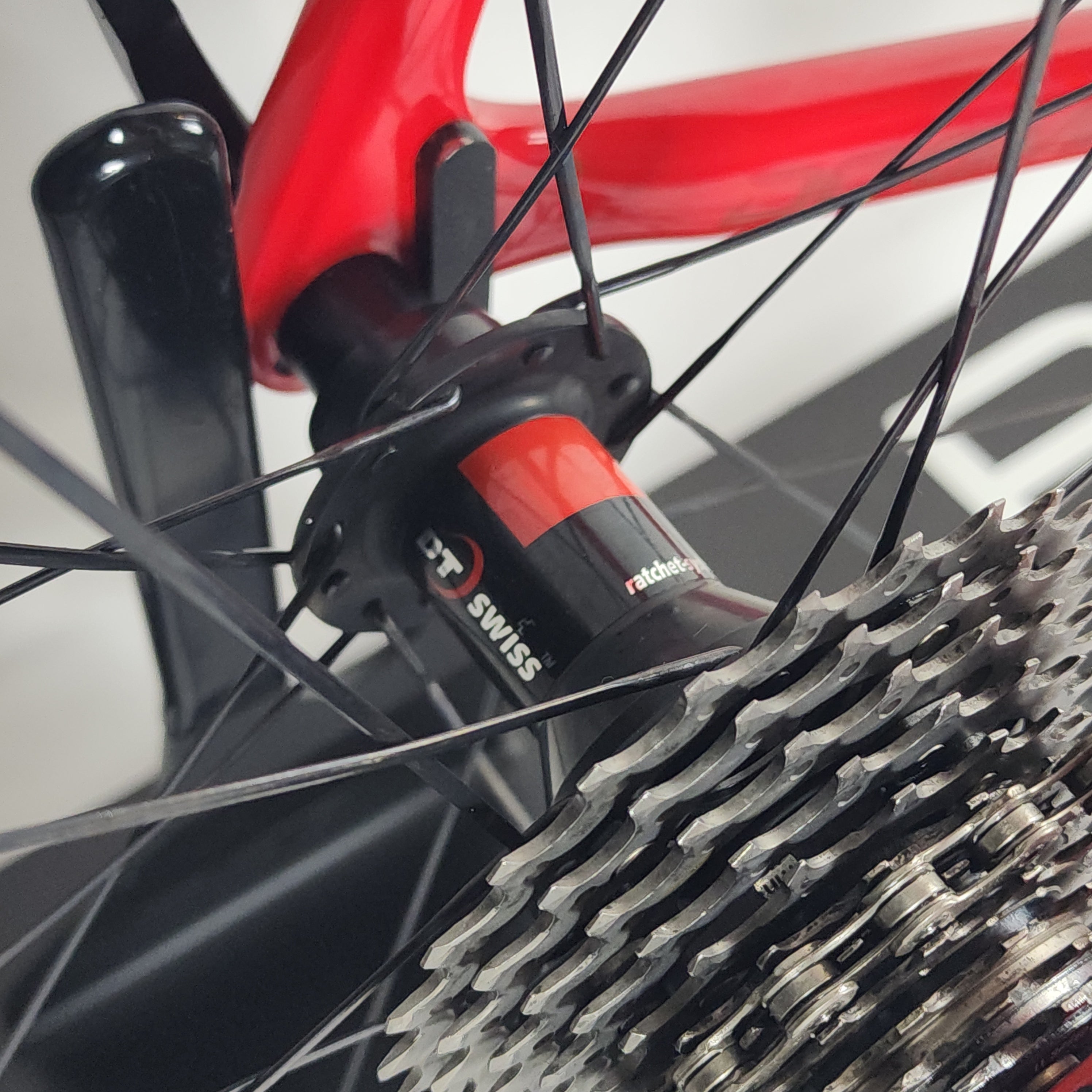 Pinarello Dogma F8 Dura Ace Di2 Size 60 Enve Carbon Wheels