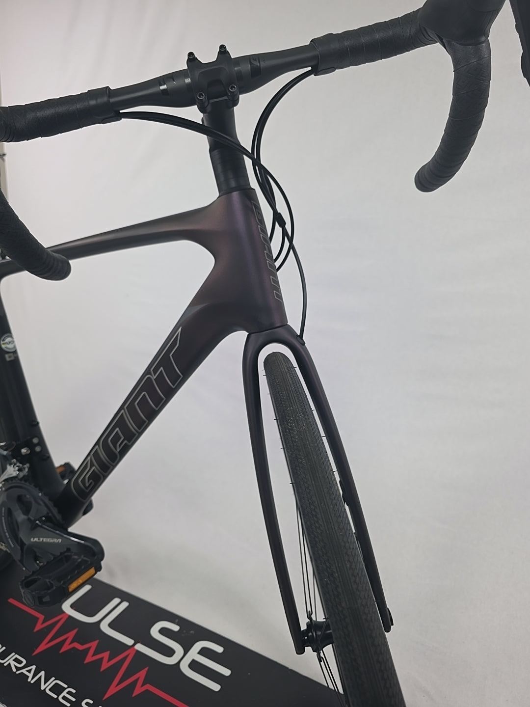 2022| Gigante Defy Advanc Pro 2 | Mecánico Ultegra de 11 velocidades | 54-M