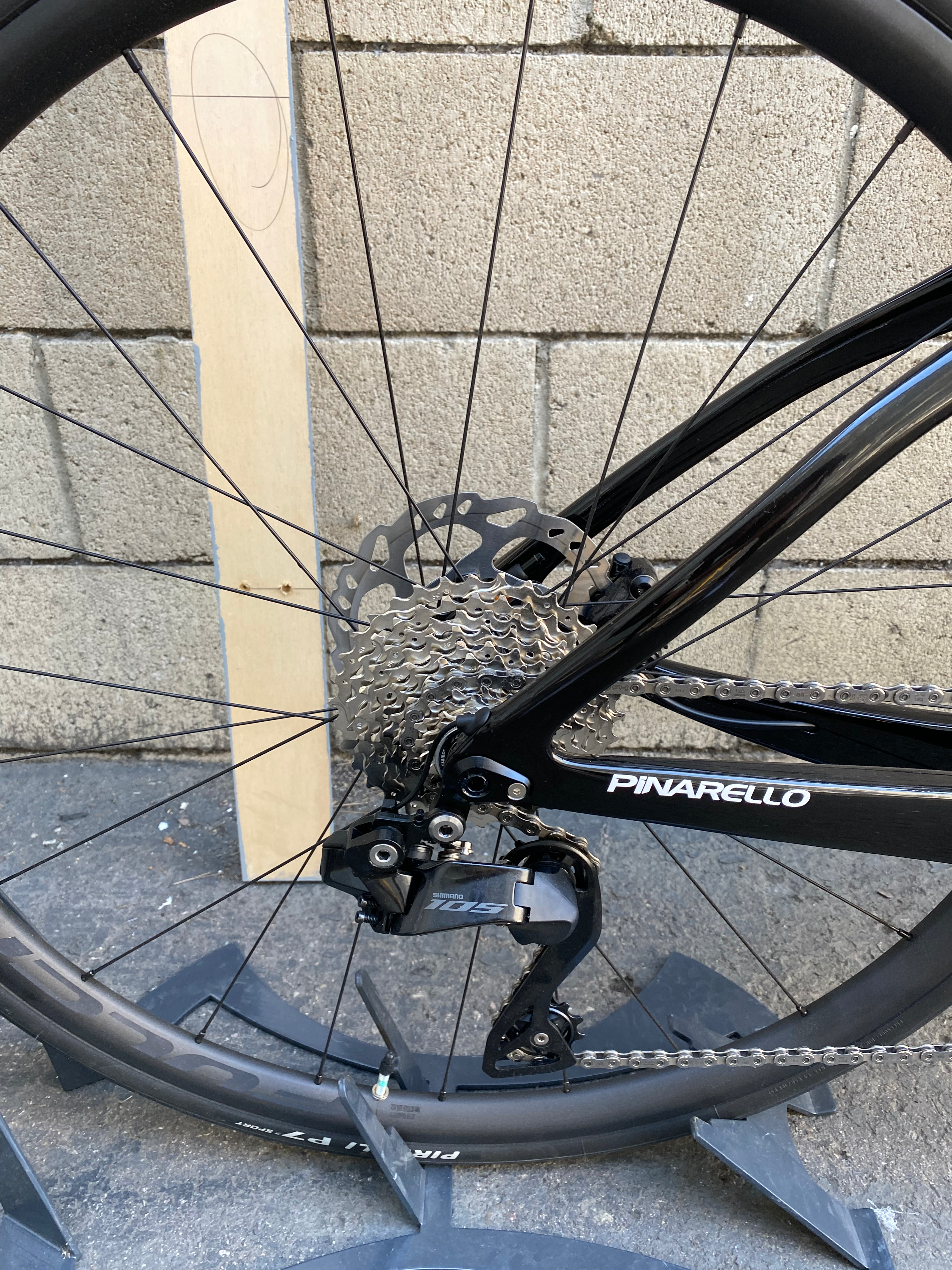 2024 Pinarello NYTRO carretera E5 105 105 Di2