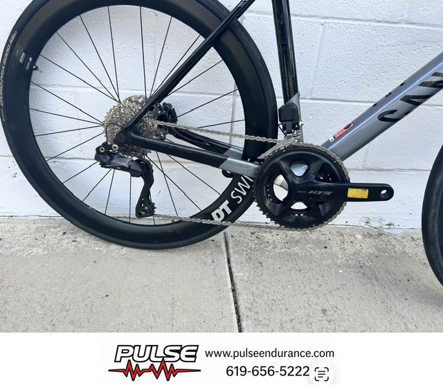 2022 Canyon Ultimate CF SL Shimano 105 Size M - Pre Owned Bike