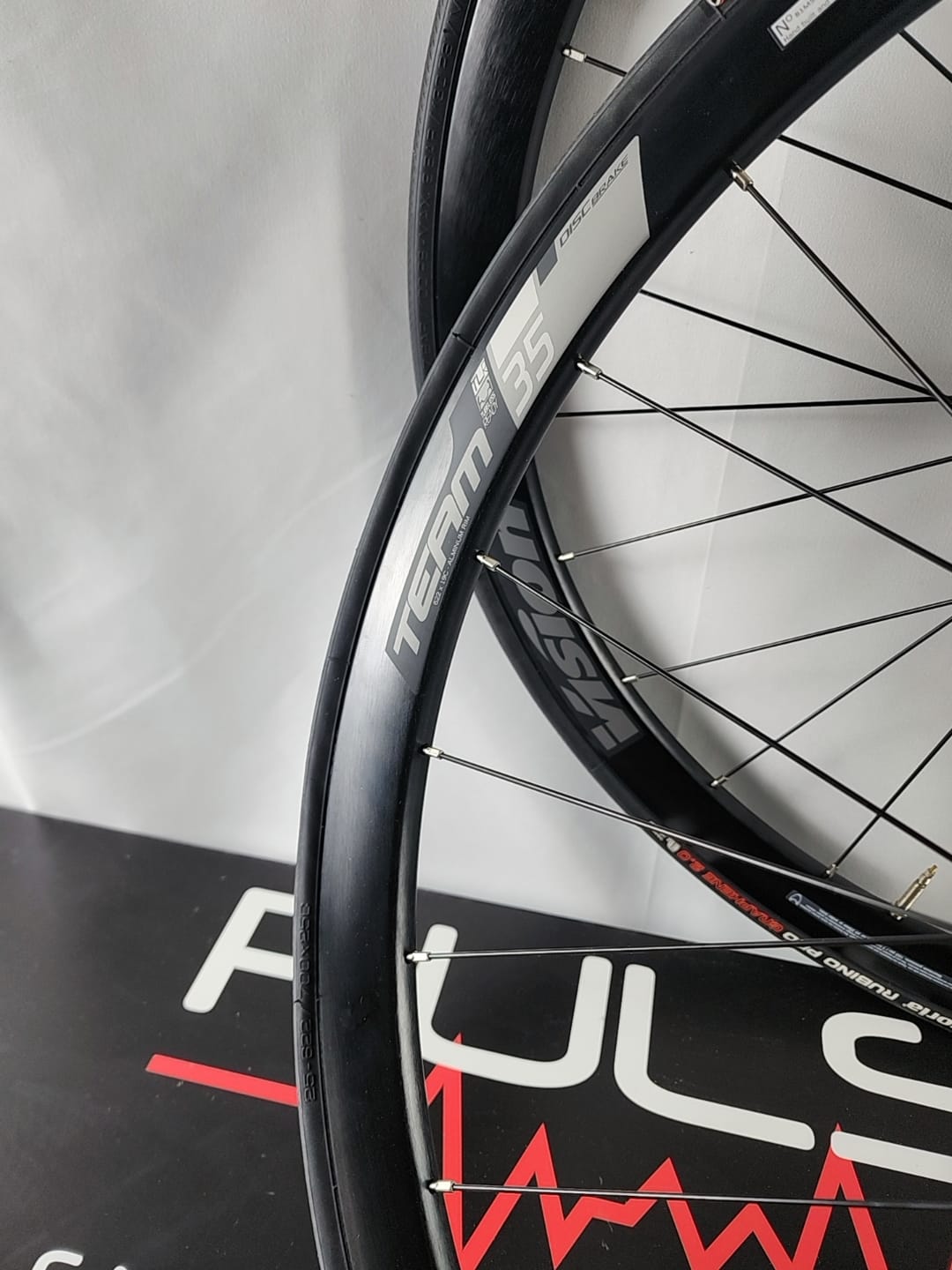 Juego de ruedas Vision Team 35 de aluminio con freno de disco | Usado