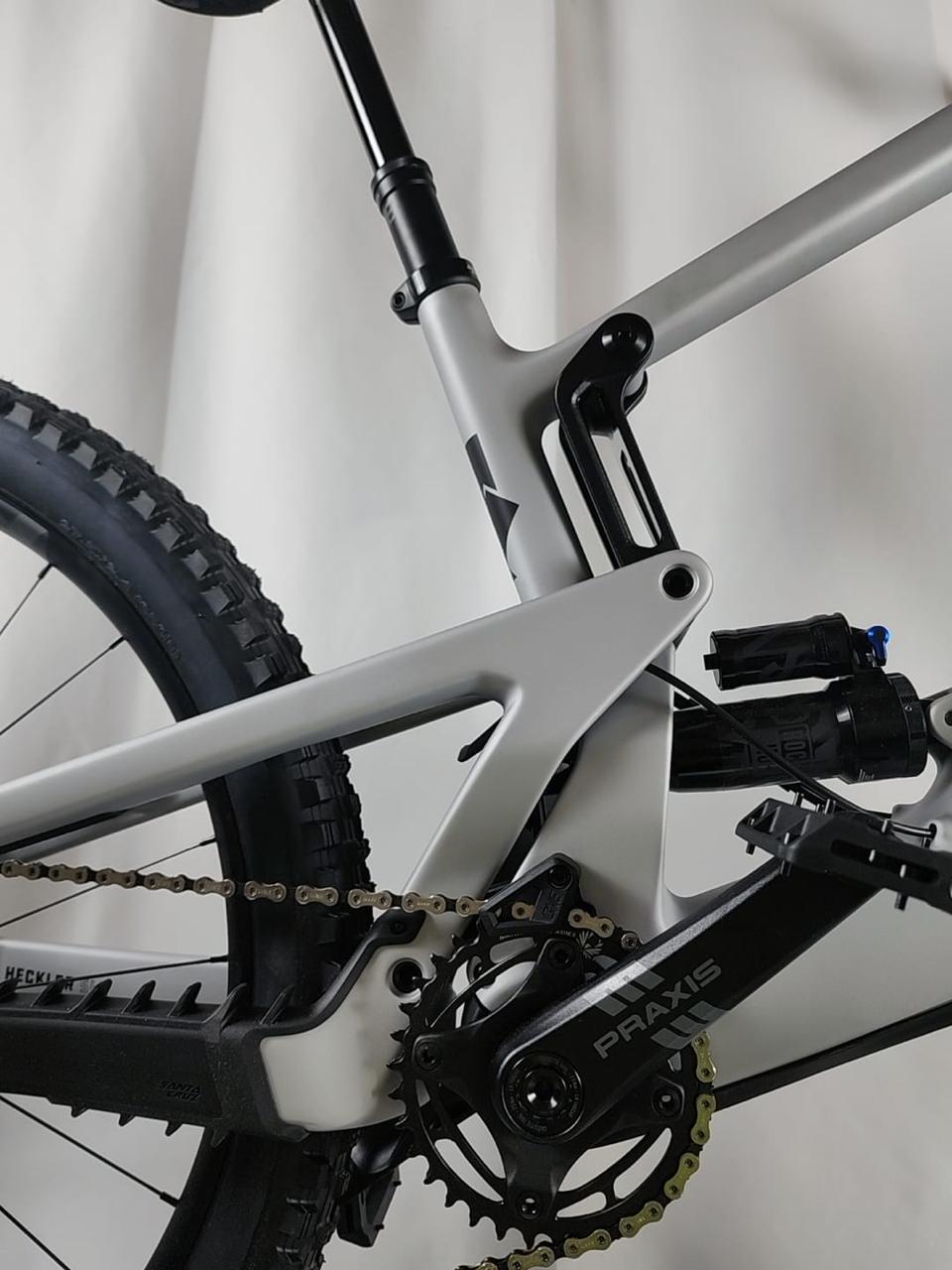 Santa Cruz Heckler SL Modelo S 2024, talla MD